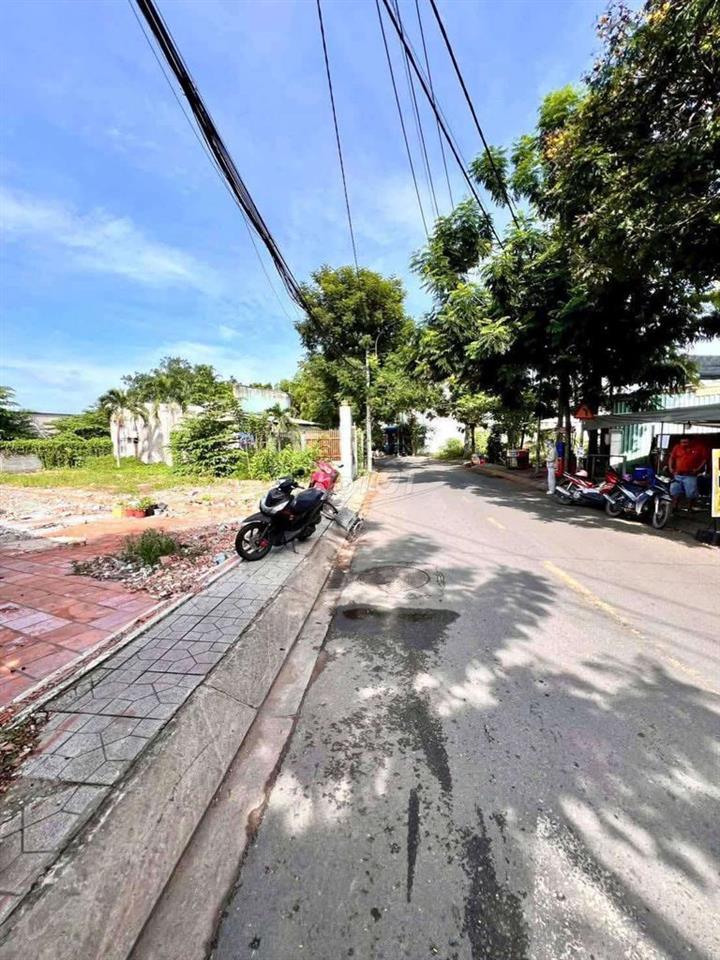 Đất Mặt Tuền Giá Rê 6.5 x 24m Giá 5.25 Tỷ MT Đg XTT 4 Xã Bà Điểm 
