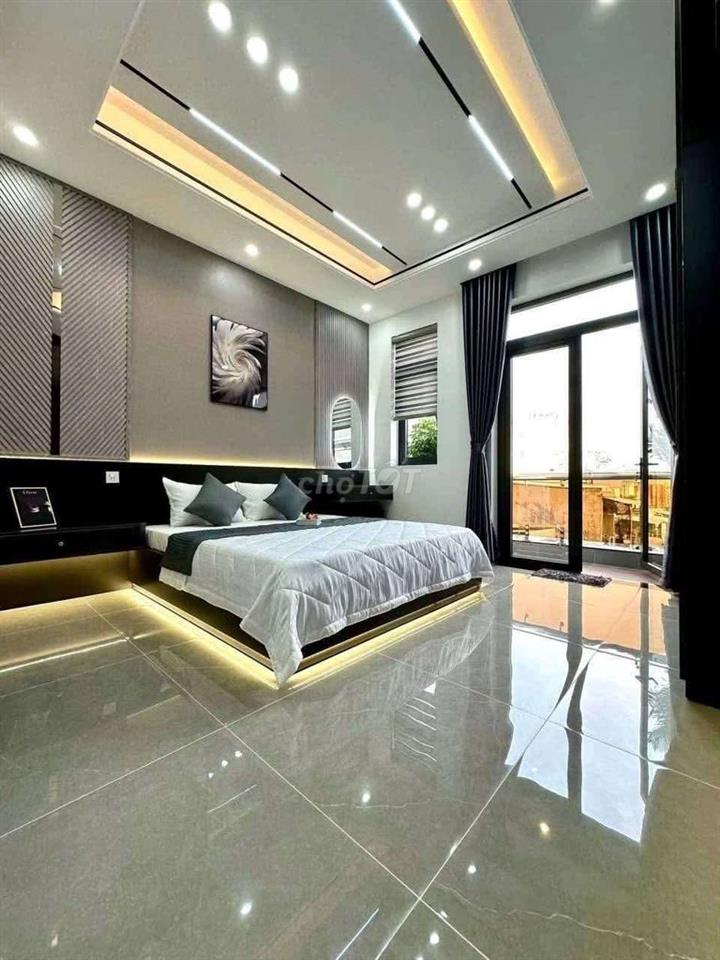 Nhà Phố Sang Trọng Khu Đồng Bộ 4x15m Lủng 3 Lầu Giá 6.1 Tỷ  Đg LQH Q12