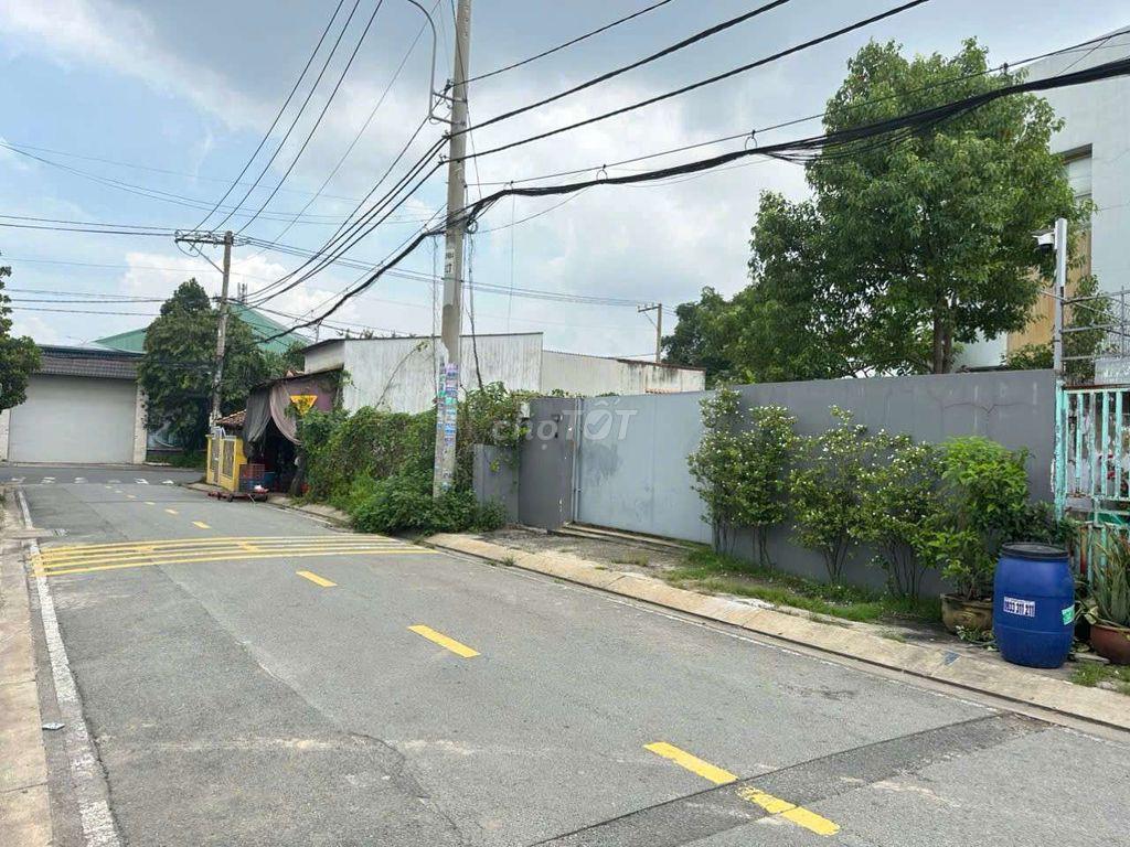 Đất mặt DT 5 x 22m Giá 4.5 Tỷ Đg Song Hành Tân Xuân 