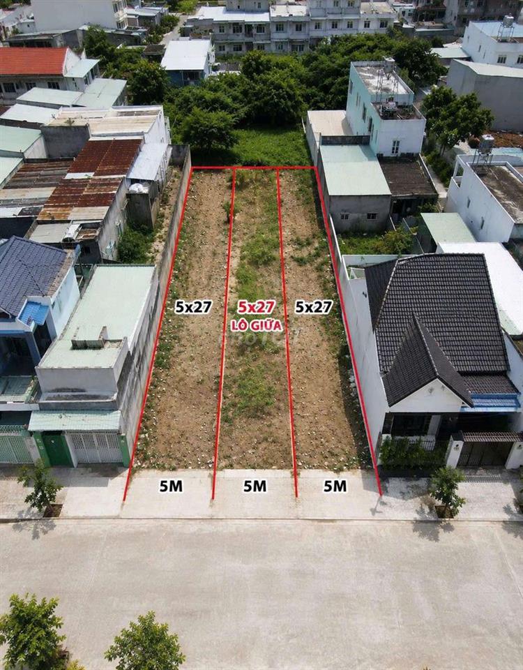 rẻ 2 miếng đất sau trường Trương văn Ngài chợ hóc môn 100m đường 8m