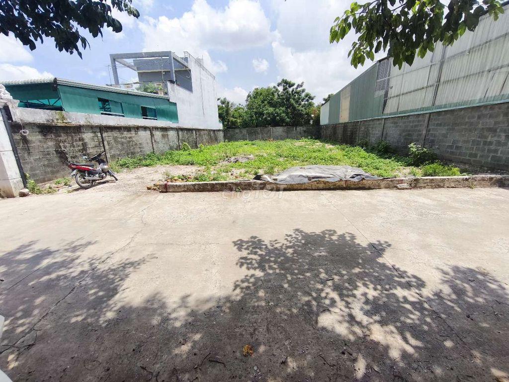 rẻ 2 miếng đất sau trường Trương văn Ngài chợ hóc môn 100m đường 8m