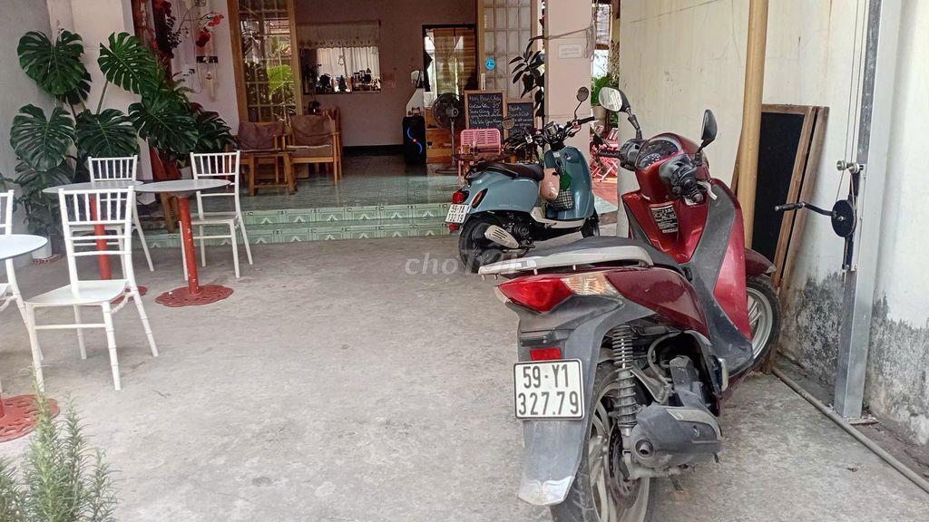 NHÀ ĐẤT  200m2. MẶT TIỀN ĐẠI LỘ LÊ LỢI. HÓC MÔN 