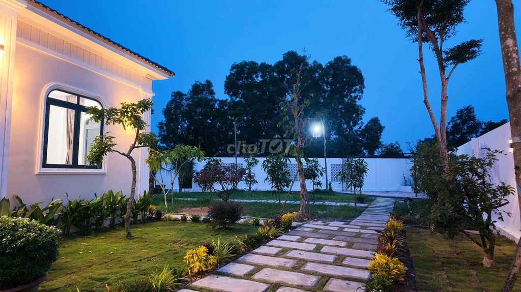 TÔI CHÍNH CHỦ CẦN BÁN BIỆT THỰ SÂN VƯỜN 2 MẶT TIỀN 1100M2