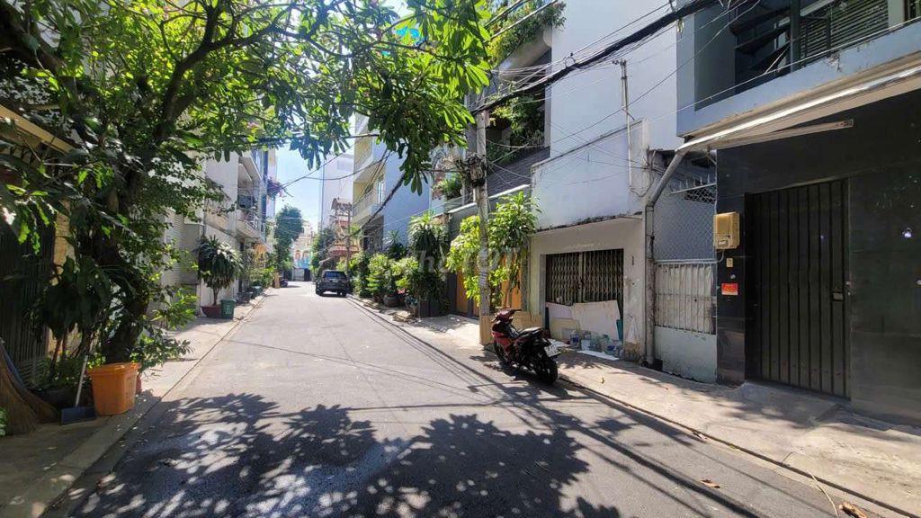 BÁN NHÀ KHU E.TOWN CỘNG HÒA , ĐƯỜNG C1, PHƯỜNG 13, Q. TÂN BÌNH, TP.HCM