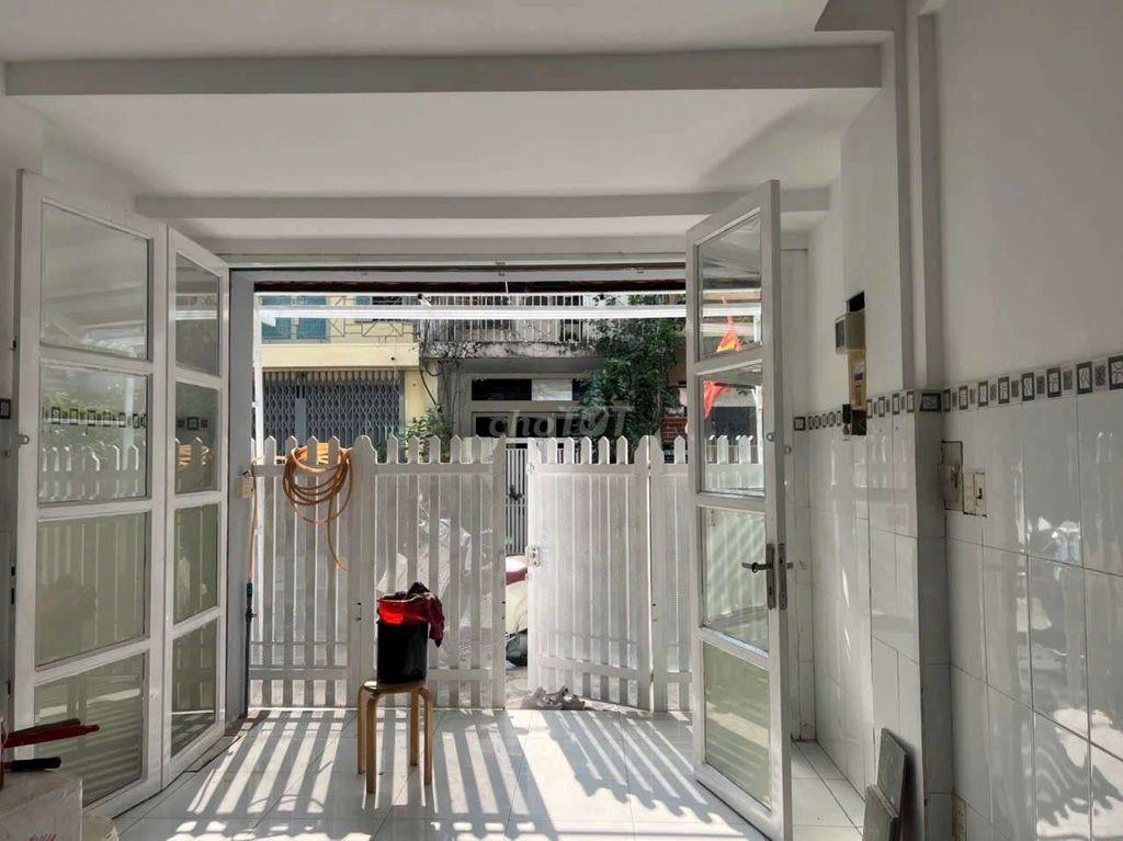 BÁN NHÀ KHU VIP ĐƯỜNG NGUYỄN  HỒNG ĐÀO, P14, Q. TÂN BÌNH, TP.HCM