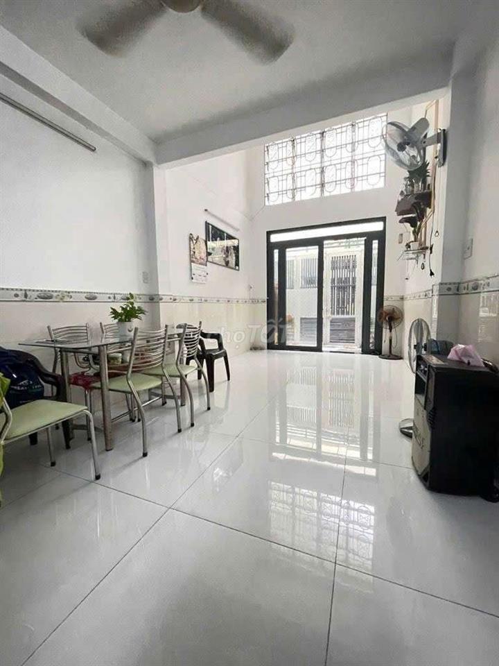 BÁN NHÀ KHU VIP E.TOWN CỘNG HÒA, ĐƯỜNG BÀU BÀNG, P13, Q. TÂN BÌNH !