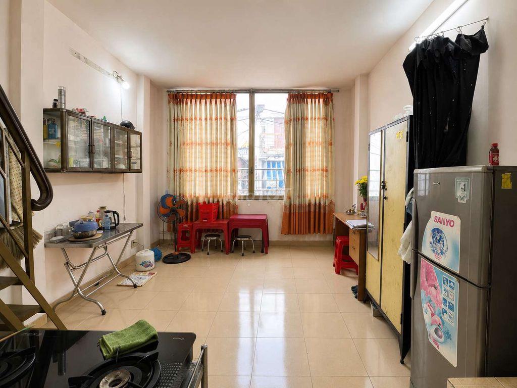 BÁN NHÀ MT CHỢ HOÀNG HOA THÁM, P13, Q. TÂN BÌNH, TP.HCM