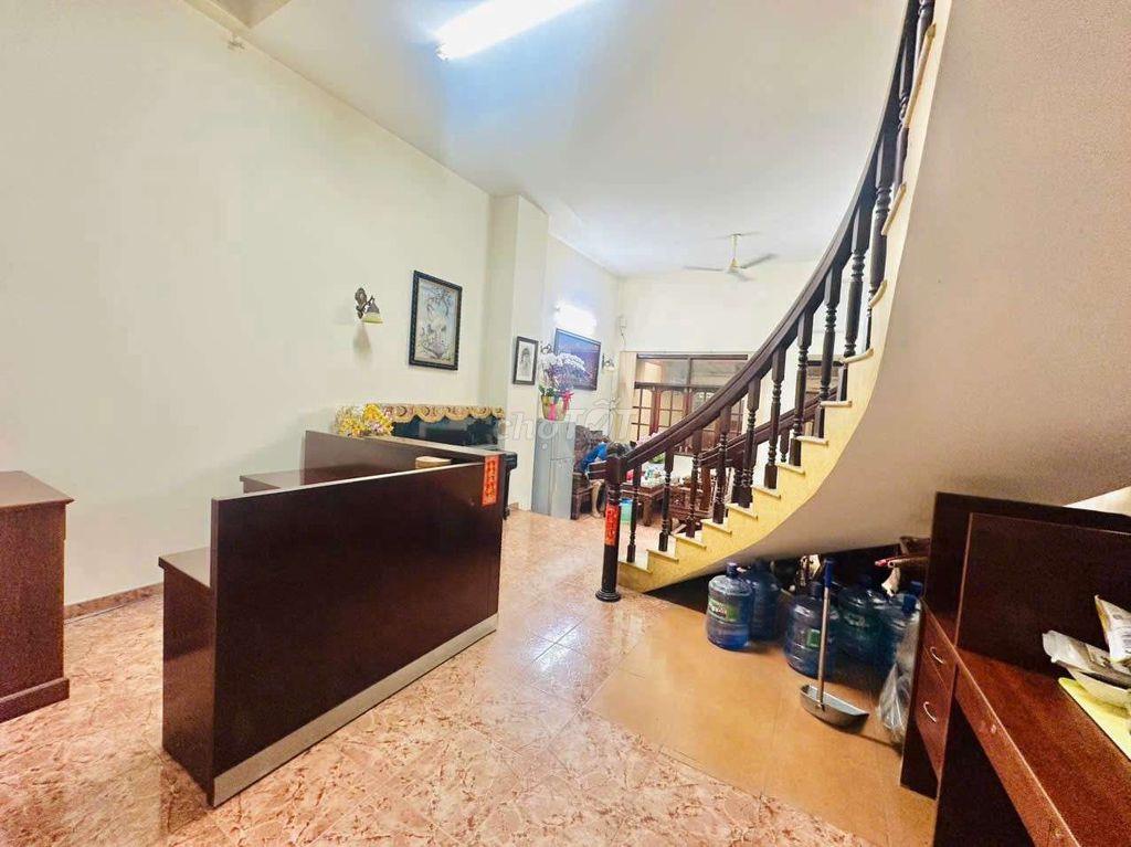 CHO THUÊ NHÀ NGUYÊN CĂN ĐƯỜNG PHỔ QUANG, P2, Q. TÂN BÌNH 
