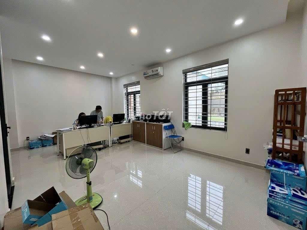 CHO THUÊ NHÀ NGUYÊN CĂN ĐẸP ĐƯỜNG PHẠM CỰ LƯỢNG P2 QUẬN TÂN BÌNH