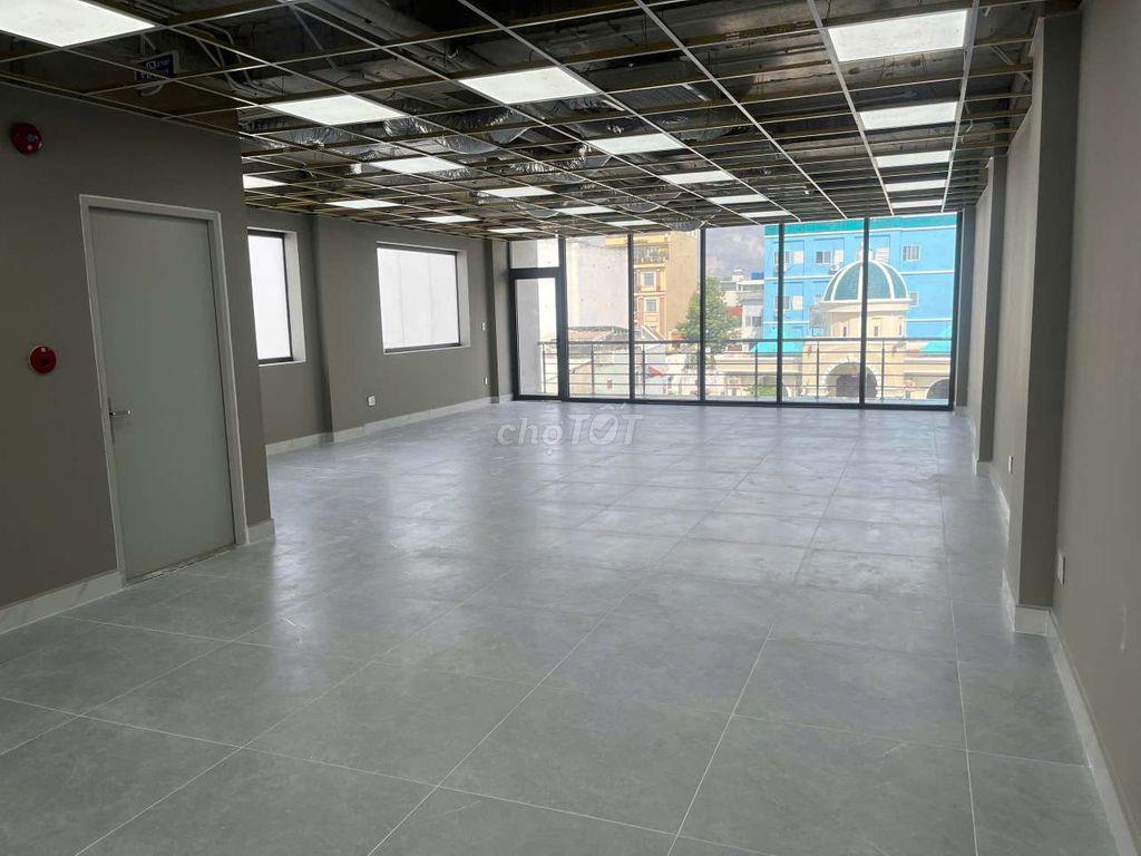 CHO THUÊ TÒA NHÀ VĂN PHÒNG ĐƯỜNG QUÁCH VĂN TUẤN P12 QUẬN TÂN BÌNH
