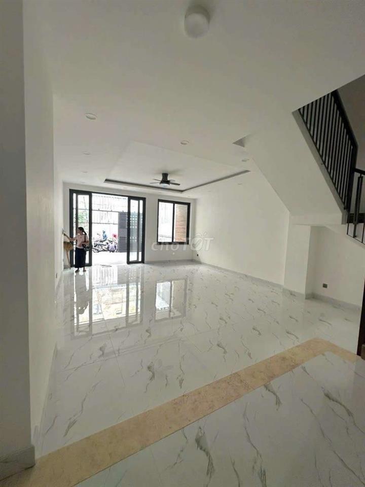 NHÀ CHO THUÊ ĐƯỜNG QUÁCH VĂN TUẤN P12, Q. TÂN BÌNH, ( KHU K300 )