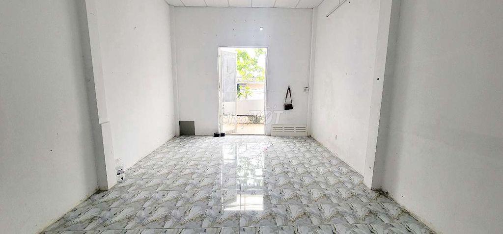 CHO THUÊ NHÀ MẶT TIỀN LÊ VĂN HUÂN, PHƯỜNG 13, Q. TÂN BÌNH