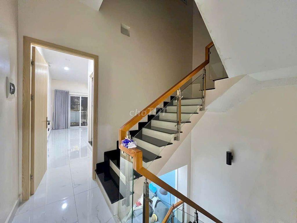 CHO THUÊ NHÀ KHU K300, ĐƯỜNG A4, P12, Q. TÂN BÌNH