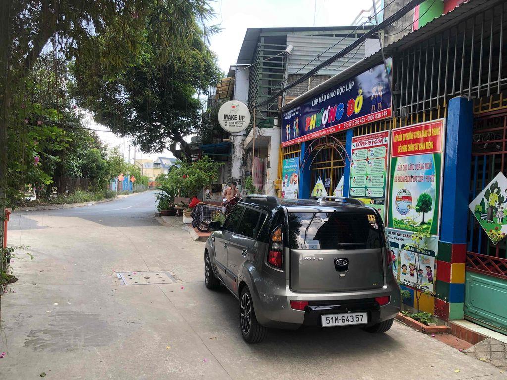 gia đình cần bán  đất