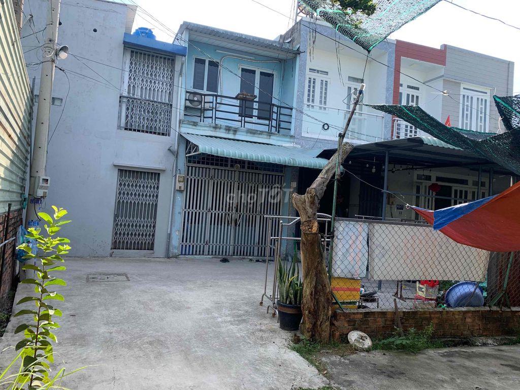 gia đình có việc cần bán gấp đất