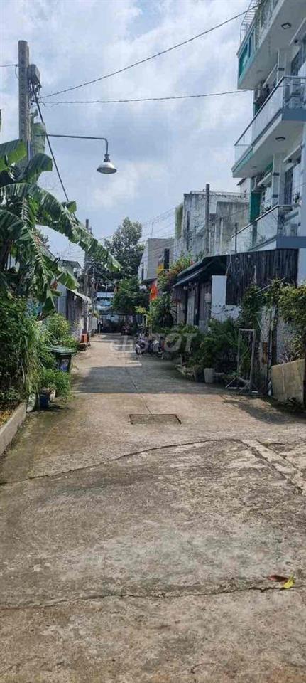 BÁN 1950 M2 ĐẤT NÔNG NGHIỆP, QUY HOẠCH ĐẤT Ở, GIÁ 7,8 tr/m2