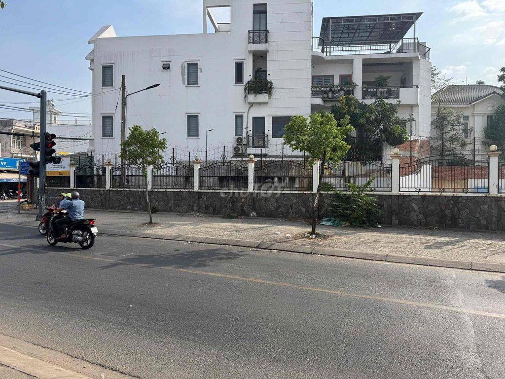 cho thuê đất 500m2 có 200mthổ cư