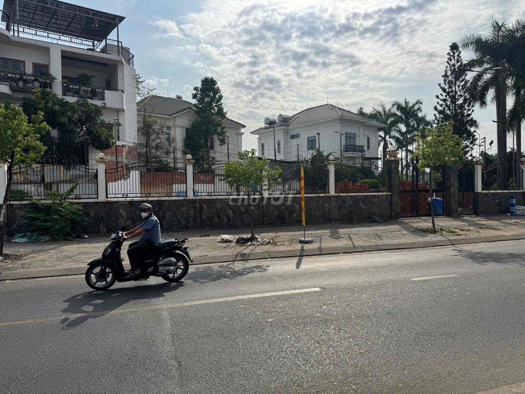 cho thuê đất 500m2 có 200mthổ cư