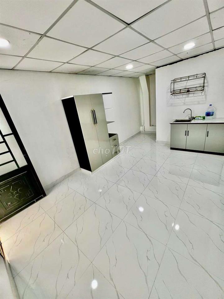 Studio Full nội thất bancol Trường Chinh cầu Tham Lương ĐH Công thương