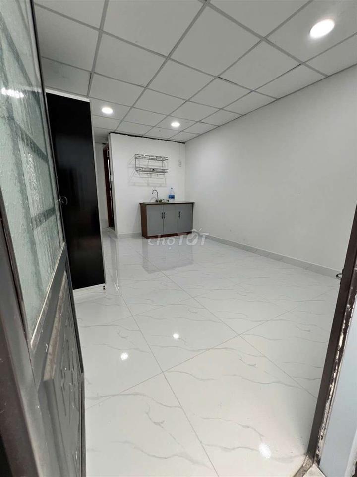 Studio Full nội thất bancol Trường Chinh cầu Tham Lương ĐH Công thương