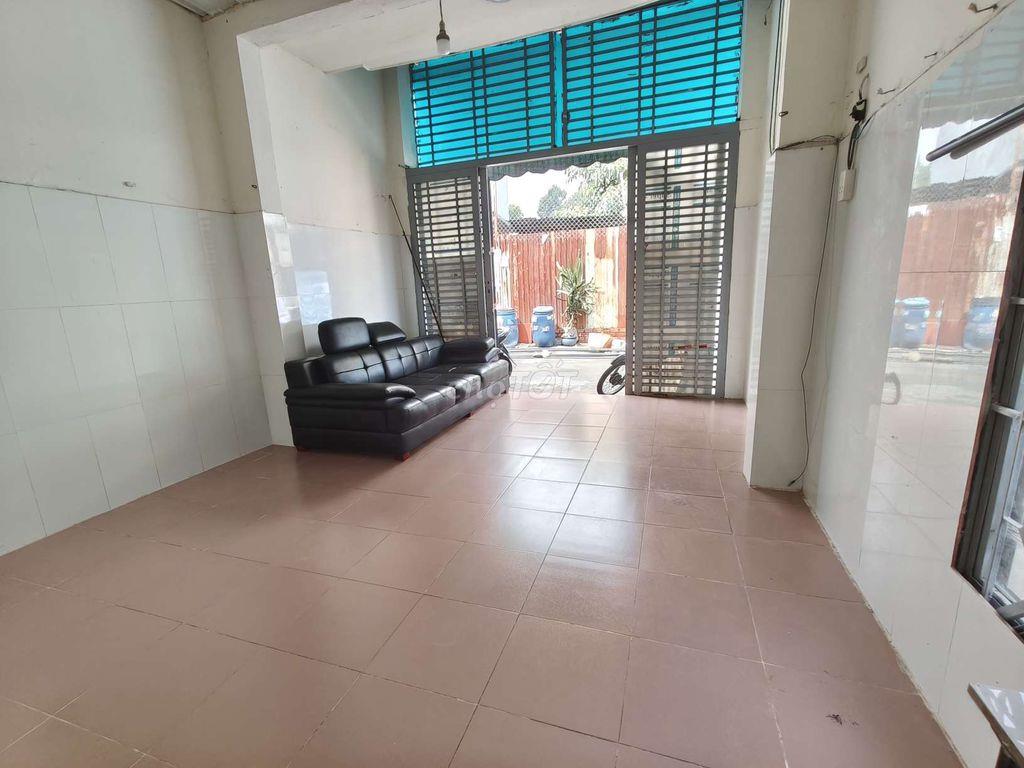 Kiot - Nhà nguyên căn mặt đất gần Tô ký, ĐH GTVT, khu dân cư đông đúc