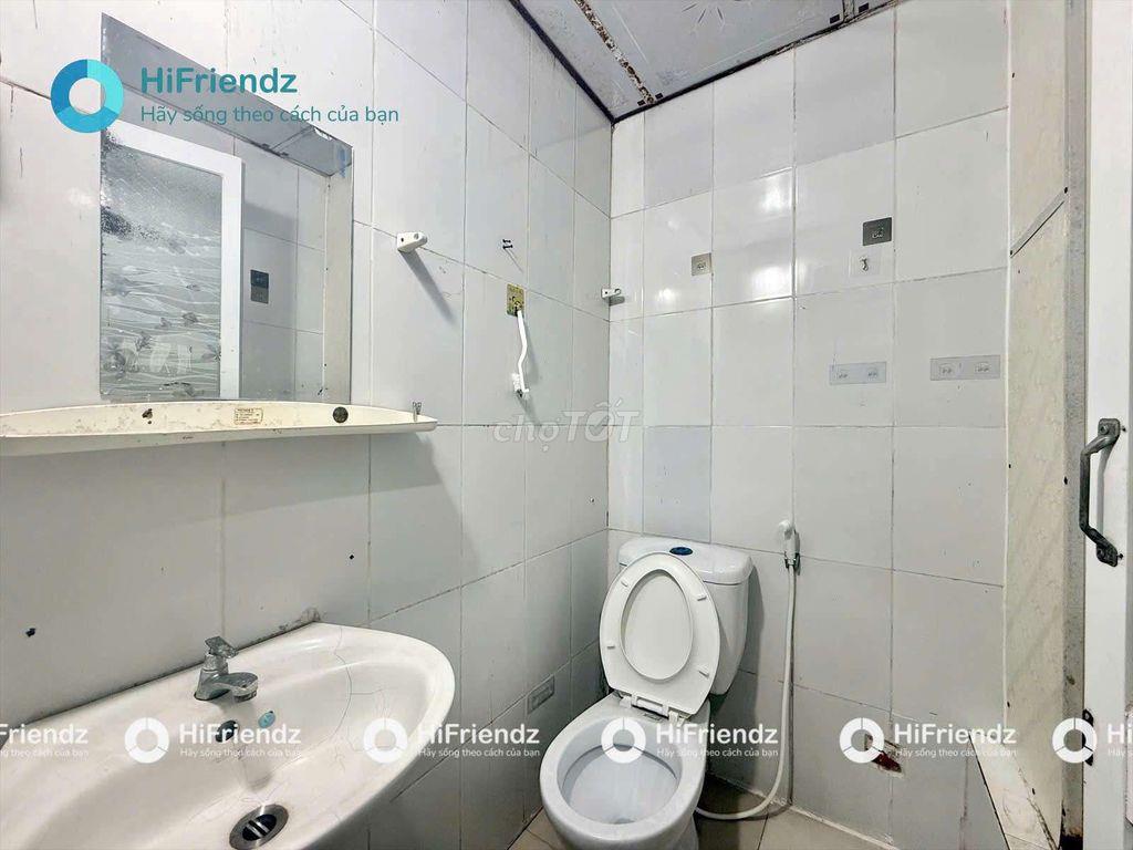Nhà trọ giá rẻ có thang máy gần GTVT, LDXH, CVPM, ngã 4 tô ký Quận 12