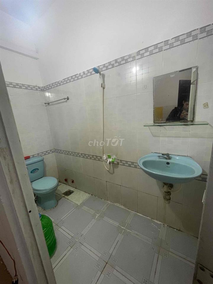 PHÒNG TRỌ GIÁ RẺ CÓ MÁY LẠNH - NGAY TRƯỜNG CHINH - Quận 12