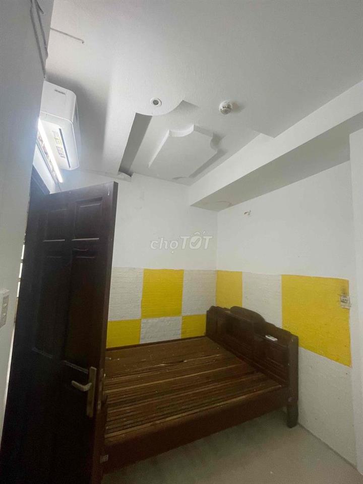 PHÒNG TRỌ GIÁ RẺ CÓ MÁY LẠNH - NGAY TRƯỜNG CHINH - Quận 12