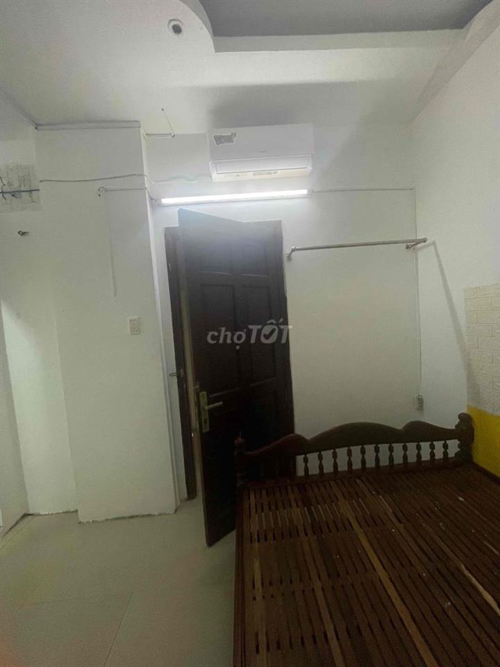 PHÒNG TRỌ GIÁ RẺ CÓ MÁY LẠNH - NGAY TRƯỜNG CHINH - Quận 12