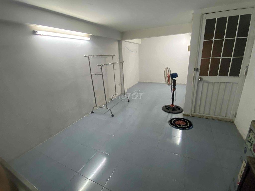phòng trọ máy lạnh giá rẻ