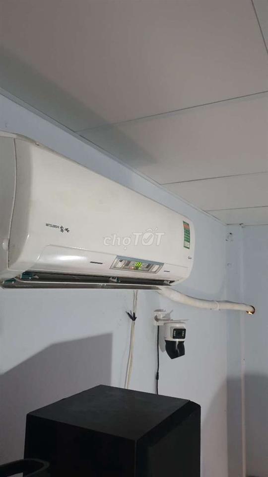 Phòng trọ 20m2, có gác, mới 95%, 2 cửa sổ, gần đường lớn