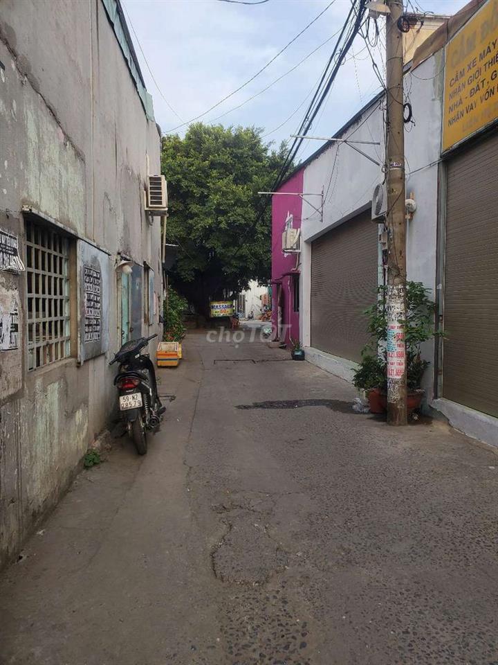 phòng trọ có gác sạch đẹp. Miễn trung gian 