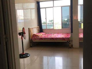 phòng trọ hốc môn