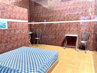 PHÒNG TRỌ HỐC MÔN ( có sẵn giường nệm, máy lanh)