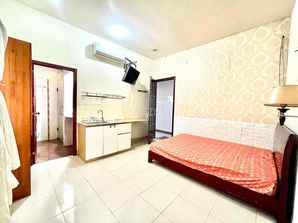 PHÒNG TRỌ Q3( GẦN TRƯỜNG ĐH SG, Kinh Tế, Sư Phạm , Giá 3tr7)