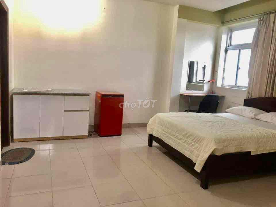 PHÒNG TRỌ Q3( GẦN TRƯỜNG ĐH SG, Kinh Tế, Sư Phạm , Giá 3tr7)