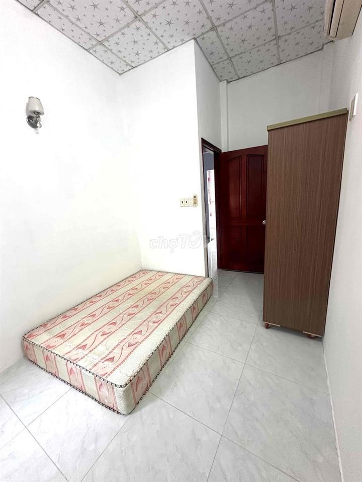 Phòng nội thất cơ bản,giờ tự do.