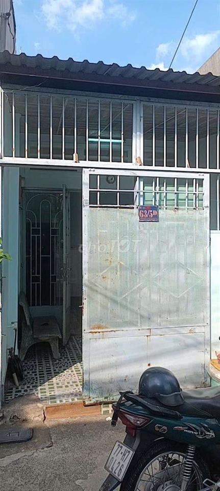 Cho thuê nhà nguyên căn Hóc Môn, 1 phòng khách, 2 phòng ngủ