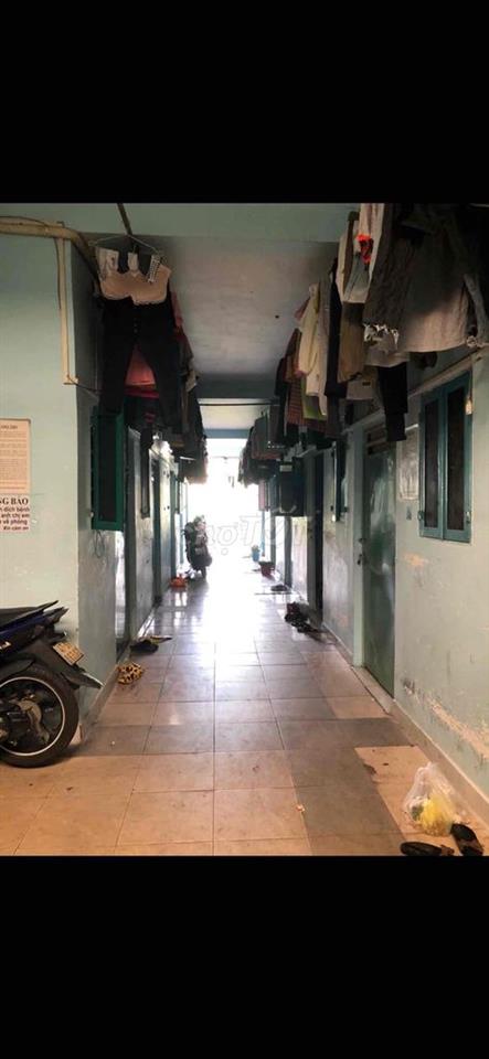 Phòng trọ giá rẻ gần cầu Kênh Tẻ - Quận 4