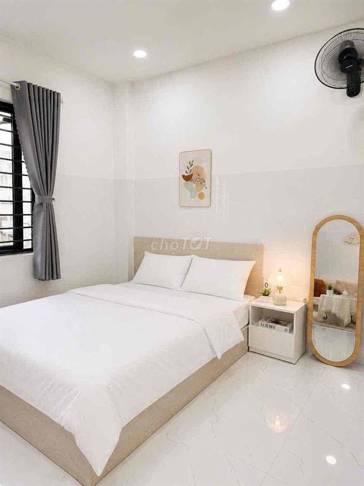 CHO THUÊ PHÒNG TRỌ FULL NỘI THẤT GẦN UTH, LĐXH, CVPM QUANG TRUNG - Q12