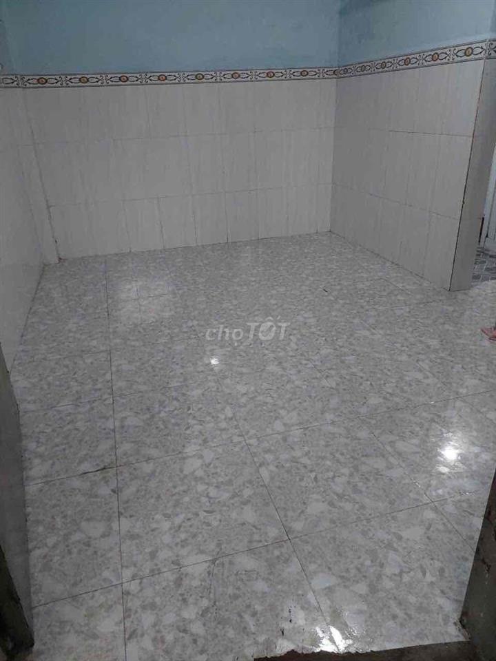 Phòng rộng rãi, thoáng mát, sạch sẽ