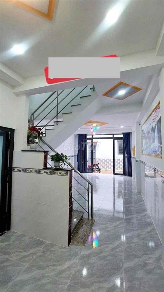 Nhà mới, sạch sẽ, thoáng mát