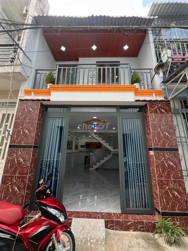 Nhà mới, sạch sẽ, thoáng mát