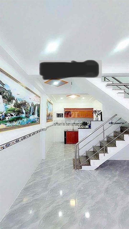 Nhà mới, sạch sẽ, thoáng mát