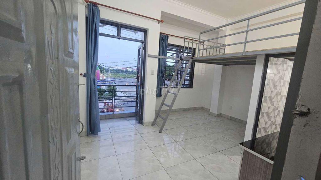 DUPLEX CỬA SỔ TRỜI CỰC THOÁNG NGAY DƯƠNG THỊ MƯỜI 
