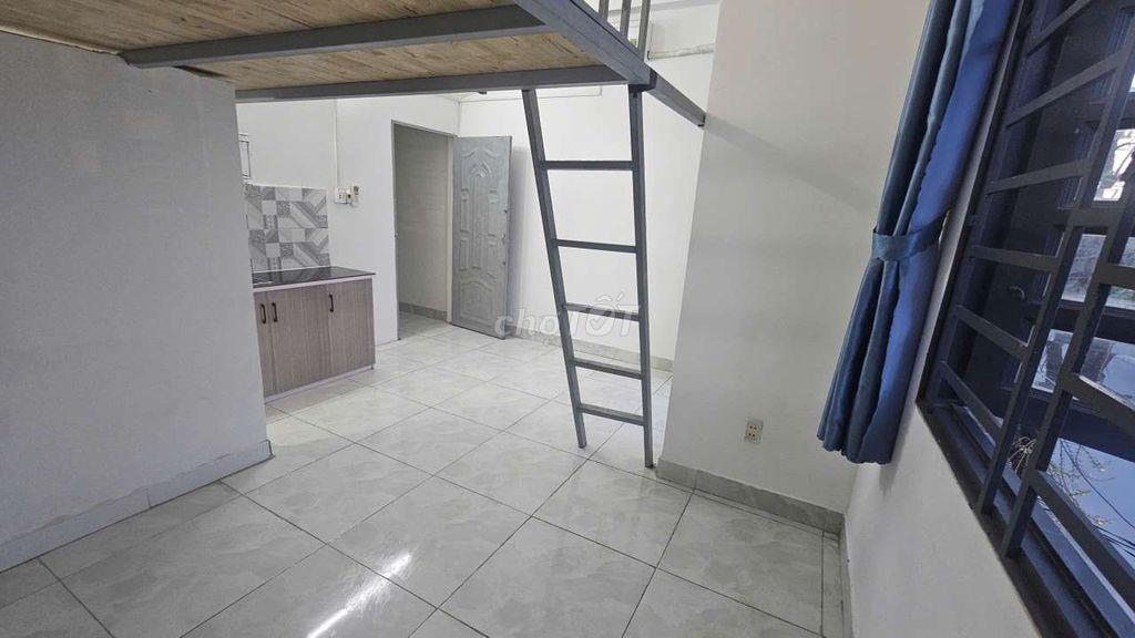 DUPLEX CỬA SỔ TRỜI CỰC THOÁNG NGAY DƯƠNG THỊ MƯỜI 