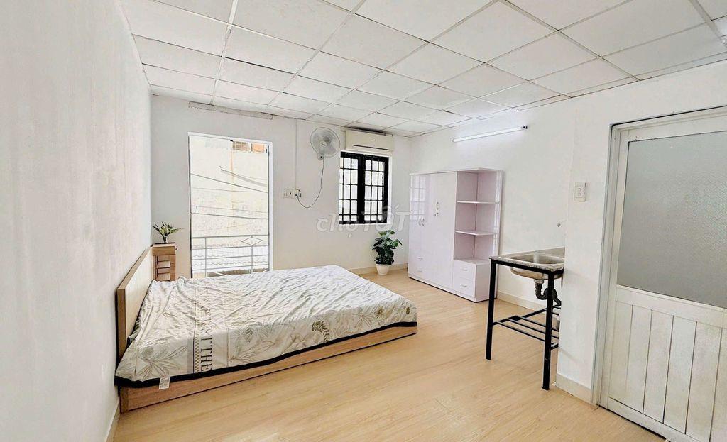 KHAI TRƯƠNG PHÒNG STUDIO BAN CÔNG CỰC ĐẸP NGAY TÂN THỚI NHẤT