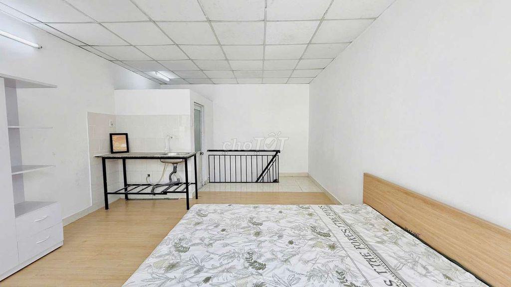KHAI TRƯƠNG PHÒNG STUDIO BAN CÔNG CỰC ĐẸP NGAY TÂN THỚI NHẤT