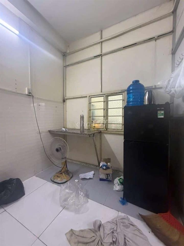 PHÒNG TRỌ GIÁ RẺ NGAY MẶT TIỀN PHAN VĂN HỚN CHỈ 1TR5, CÒN 1P