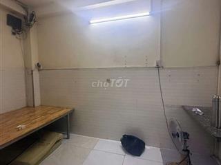 PHÒNG TRỌ GIÁ RẺ NGAY MẶT TIỀN PHAN VĂN HỚN CHỈ 1TR5, CÒN 1P